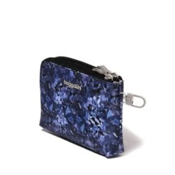 Baggallini On The Go Daily RFID Pouch -Victorinox Shop Baggallini On the go Daily RFID Pouch 16