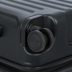 Brics Capri 2.0 32" Spinner Expandable -Victorinox Shop Brics Capri 2 0 32 Spinner Expandable 17