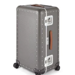 FPM Milano Bank Trunk On Wheels -Victorinox Shop FPM Milano Bank Trunk on Wheels 3