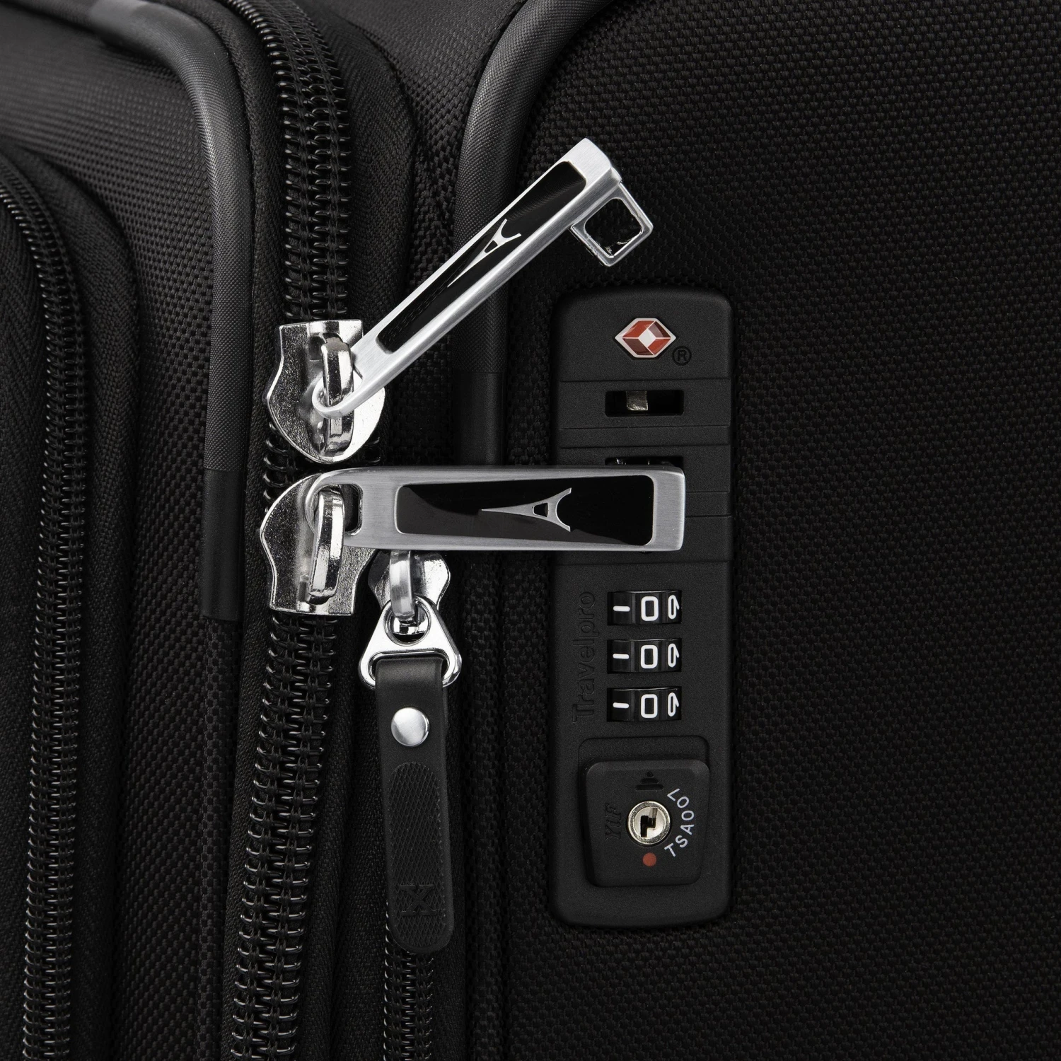 Travelpro Platinum Elite 29" Expandable Spinner 14 Travelpro Platinum Elite 29" Expandable Spinner - Image 14