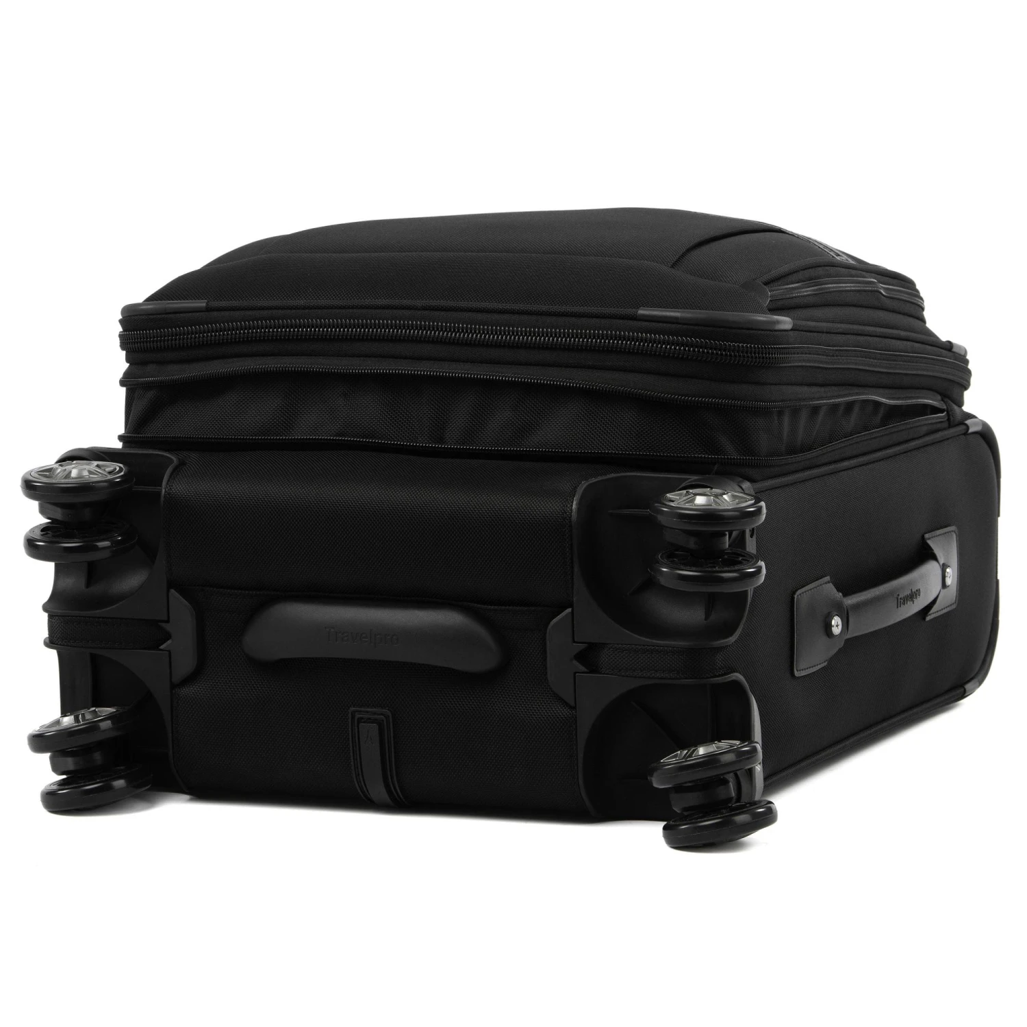 Travelpro Platinum Elite International Expandable Carry-On Spinner 4 Travelpro Platinum Elite International Expandable Carry-On Spinner - Image 4